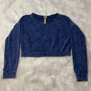 Scotty Acid Wash Long Sleeve Crop Top